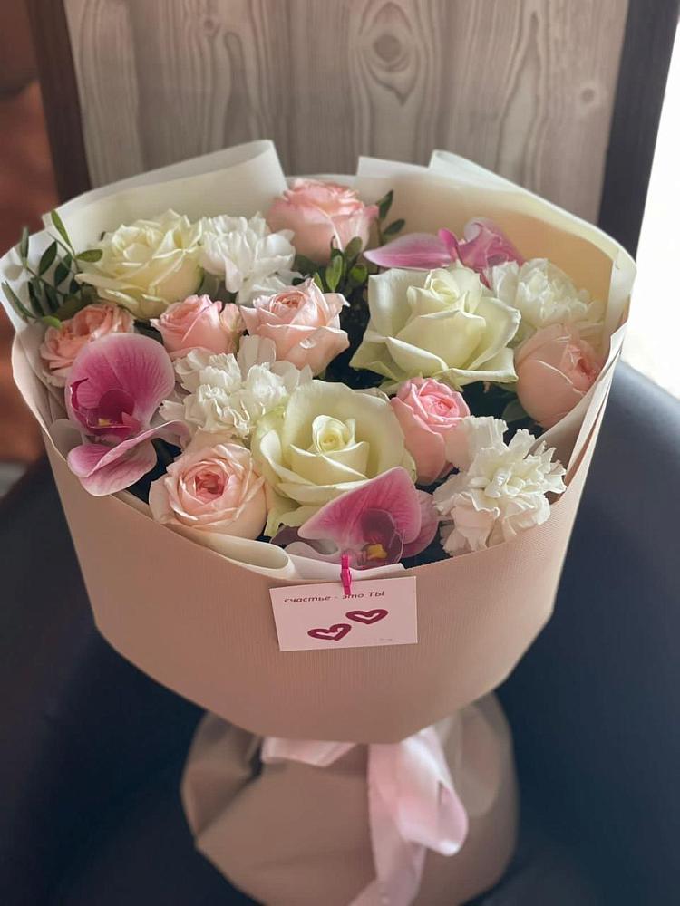 Букет цветов из: Орхидеи, Розы и Гвоздики в Кривошеино