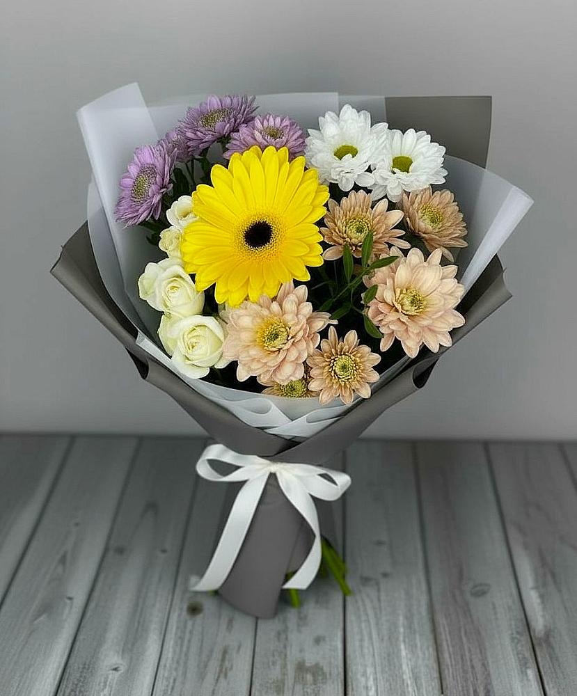 Букет цветов из: Розы, Герберы и Хризантемы в Кривошеино