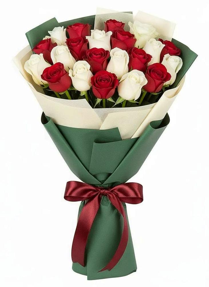 Букет Микс из красных и белых роз в Кривошеино