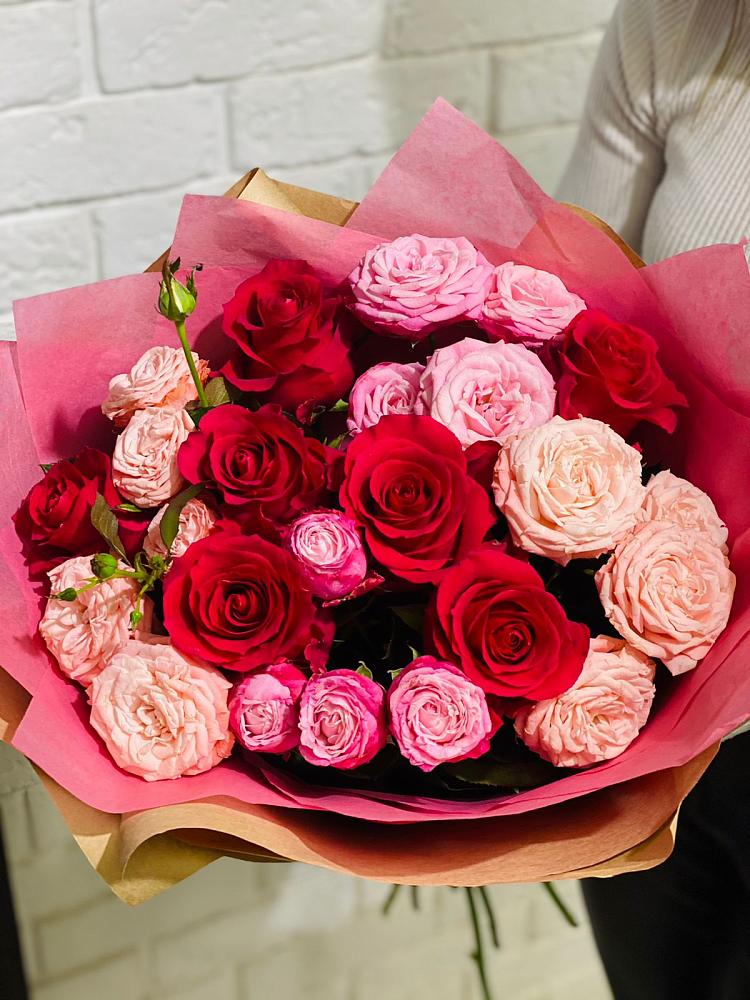 Букет цветов из: Розы в Кривошеино