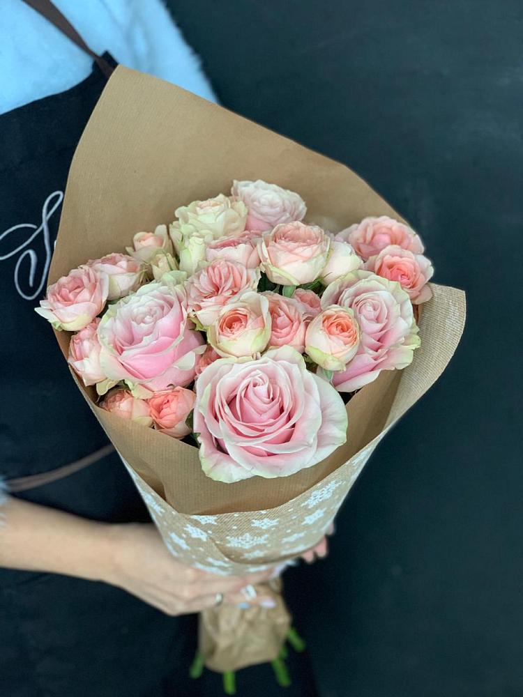 Букет цветов из: Хризантемы и Розы в Кривошеино