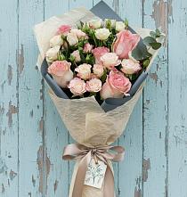 Букет цветов из:  Розы в Кривошеино