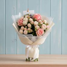 Букет цветов из:  Розы в Кривошеино