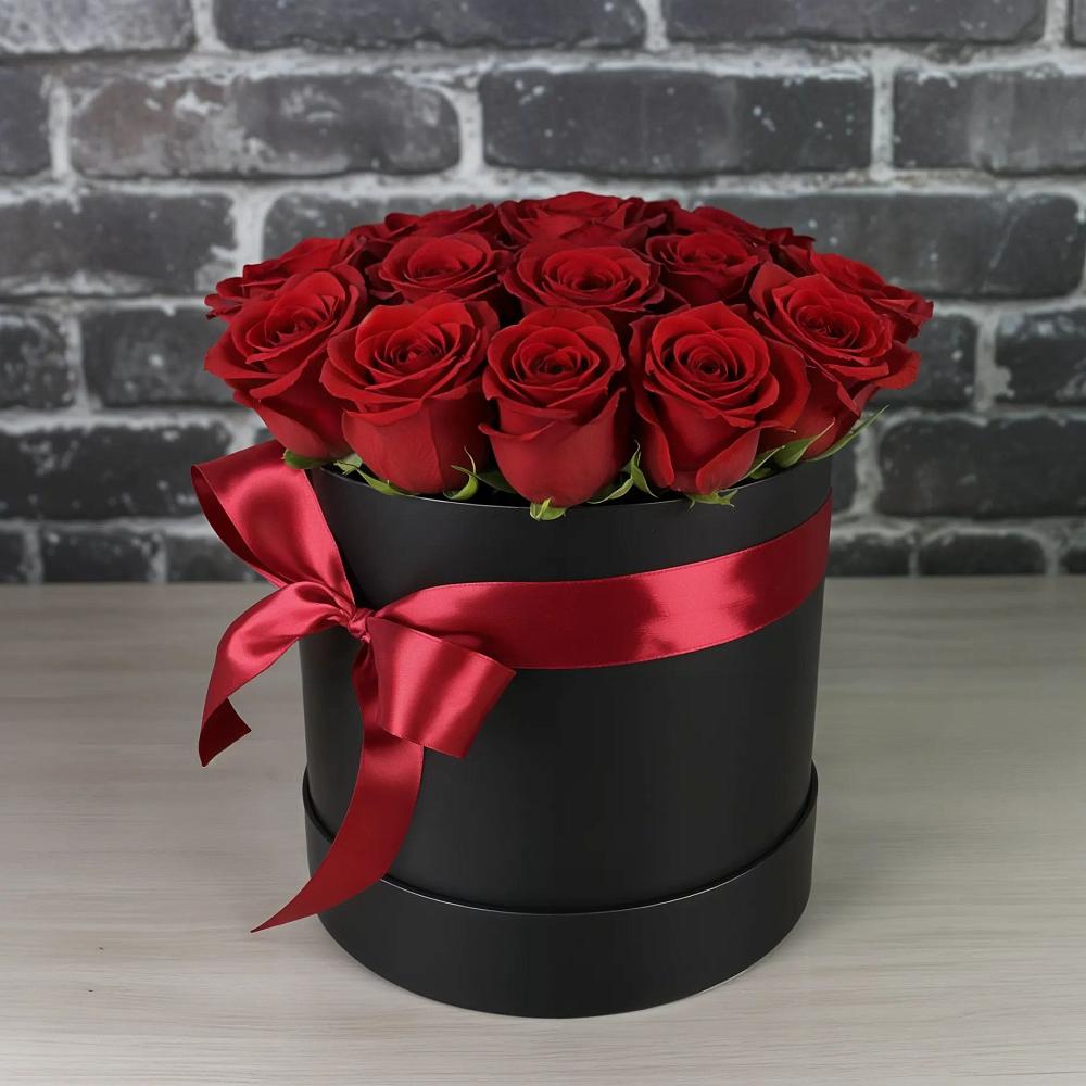 Цветочная композиция из Розы в шляпной коробке в Кривошеино