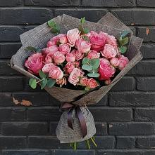 Букет цветов из:  Розы в Кривошеино